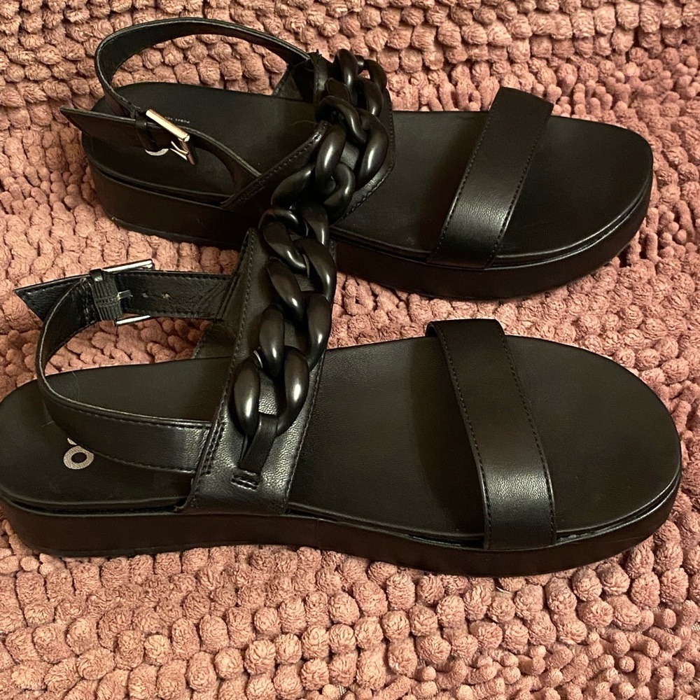 SO Platform Sandals 7.5
